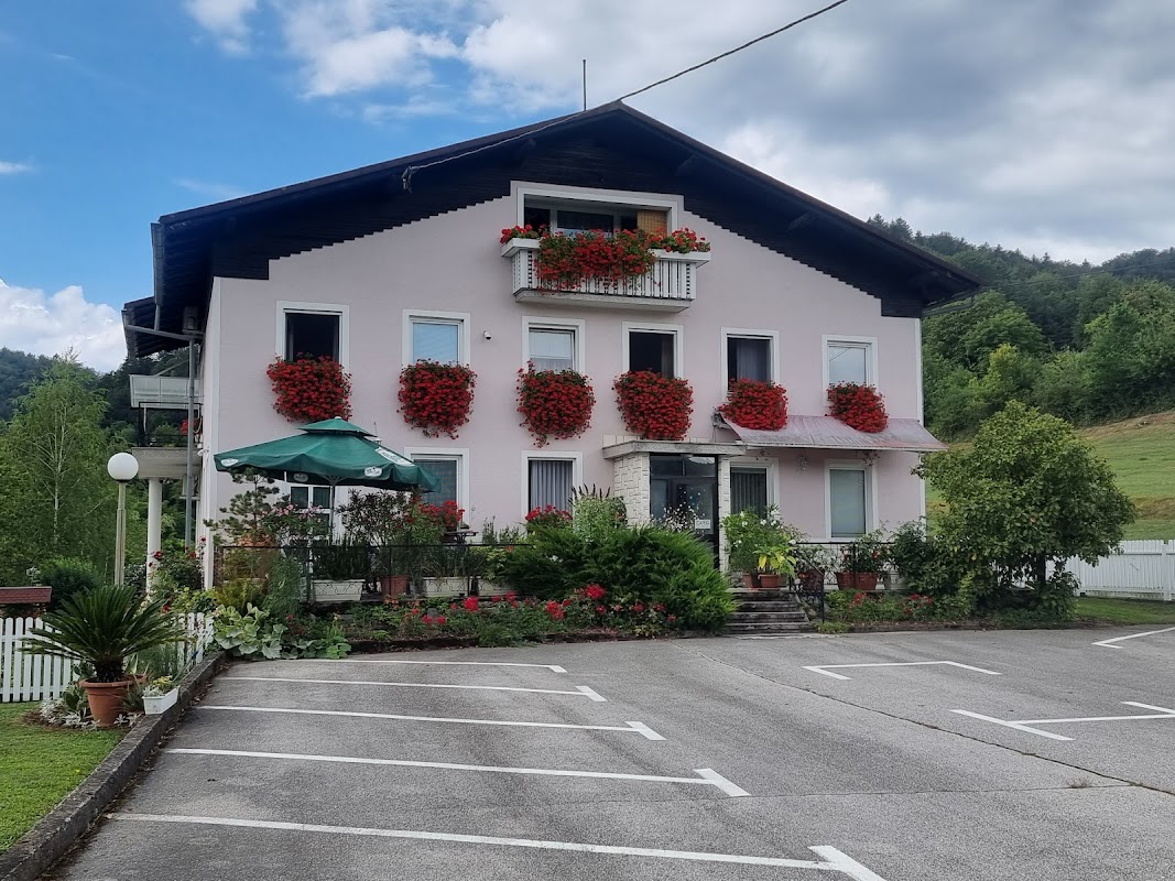 Bar Adamlje - Tatjana Adamlje s.p.